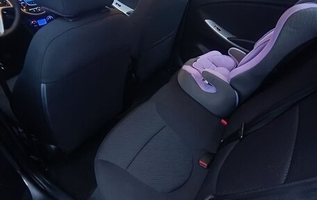 Hyundai Solaris II рестайлинг, 2014 год, 1 050 000 рублей, 3 фотография