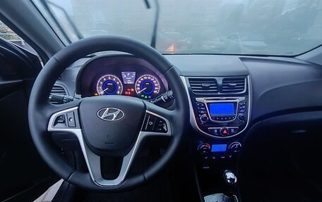 Hyundai Solaris II рестайлинг, 2014 год, 1 050 000 рублей, 8 фотография