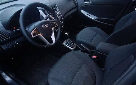 Hyundai Solaris II рестайлинг, 2014 год, 1 050 000 рублей, 9 фотография