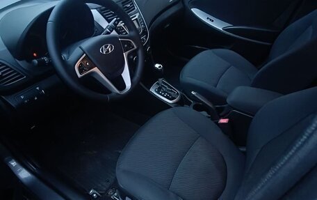 Hyundai Solaris II рестайлинг, 2014 год, 1 050 000 рублей, 10 фотография