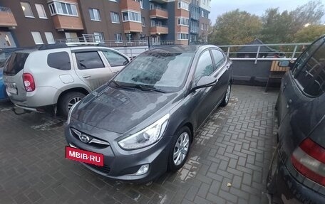 Hyundai Solaris II рестайлинг, 2014 год, 1 050 000 рублей, 12 фотография
