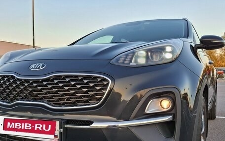 KIA Sportage IV рестайлинг, 2020 год, 2 150 000 рублей, 3 фотография