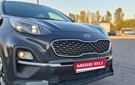 KIA Sportage IV рестайлинг, 2020 год, 2 150 000 рублей, 2 фотография