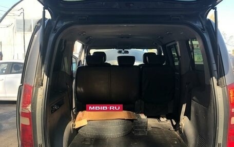 Hyundai H-1 II рестайлинг, 2012 год, 1 500 000 рублей, 11 фотография