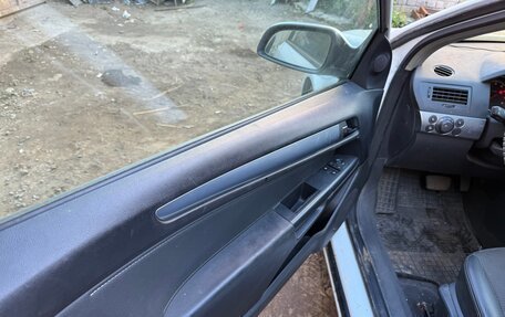 Opel Astra OPC H, 2008 год, 380 000 рублей, 8 фотография