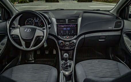 Hyundai Solaris II рестайлинг, 2016 год, 773 000 рублей, 16 фотография
