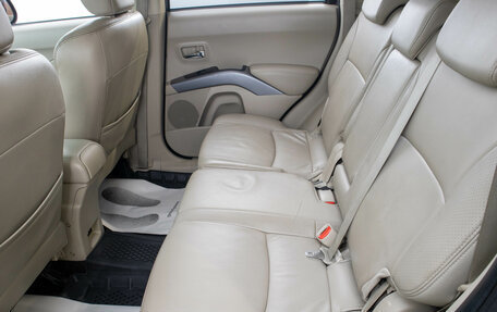 Mitsubishi Outlander III рестайлинг 3, 2008 год, 1 399 000 рублей, 27 фотография