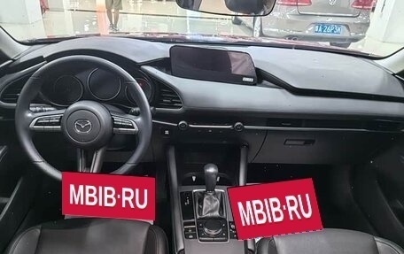 Mazda 3, 2022 год, 1 600 000 рублей, 11 фотография