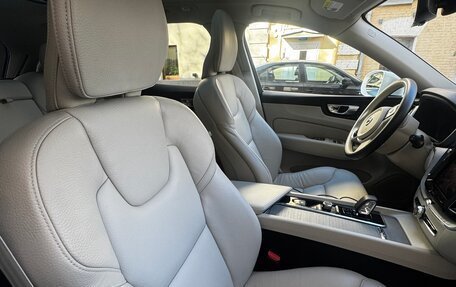 Volvo XC60 II, 2023 год, 4 200 000 рублей, 12 фотография