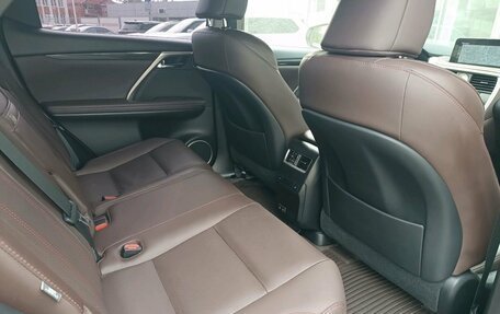 Lexus RX IV рестайлинг, 2021 год, 5 650 000 рублей, 12 фотография