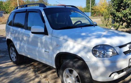 Chevrolet Niva I рестайлинг, 2012 год, 650 000 рублей, 2 фотография