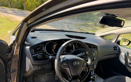 KIA cee'd III, 2015 год, 1 220 000 рублей, 27 фотография