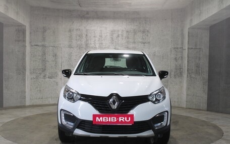 Renault Kaptur I рестайлинг, 2018 год, 1 322 000 рублей, 2 фотография