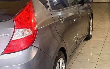 Hyundai Solaris II рестайлинг, 2011 год, 620 000 рублей, 11 фотография