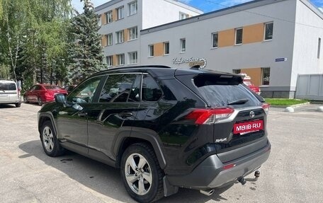 Toyota RAV4, 2020 год, 2 490 000 рублей, 18 фотография