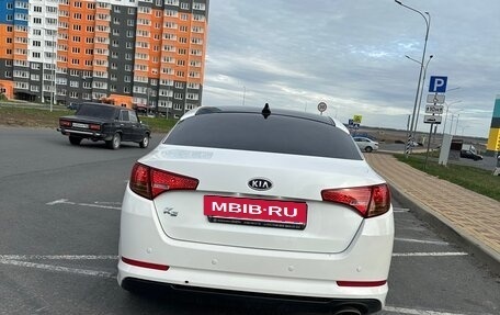 KIA K5 I рестайлинг, 2011 год, 1 050 000 рублей, 3 фотография