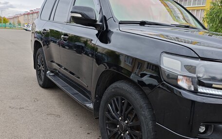 Toyota Land Cruiser 200, 2011 год, 3 600 000 рублей, 3 фотография