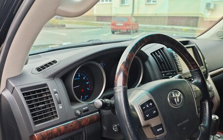 Toyota Land Cruiser 200, 2011 год, 3 600 000 рублей, 10 фотография