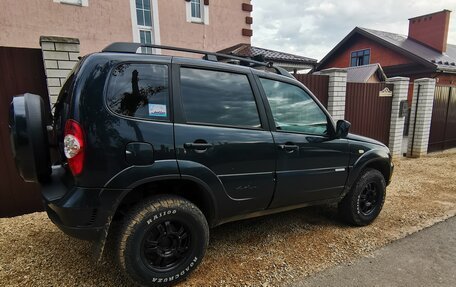 Chevrolet Niva I рестайлинг, 2012 год, 580 000 рублей, 4 фотография