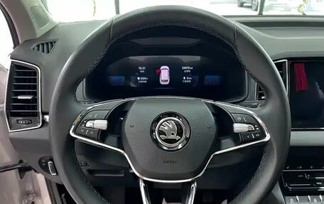 Skoda Karoq I, 2022 год, 2 480 000 рублей, 2 фотография