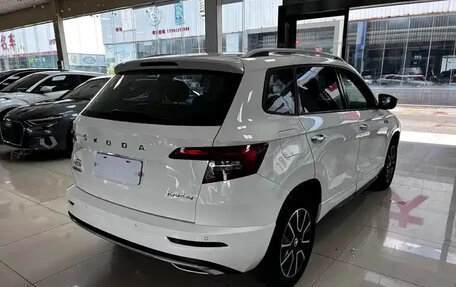 Skoda Karoq I, 2022 год, 2 480 000 рублей, 8 фотография