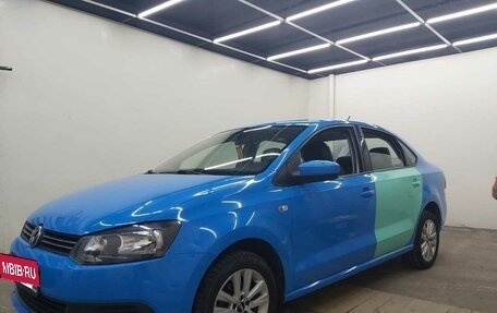 Volkswagen Polo VI (EU Market), 2013 год, 1 000 000 рублей, 25 фотография