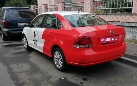 Volkswagen Polo VI (EU Market), 2013 год, 1 000 000 рублей, 28 фотография