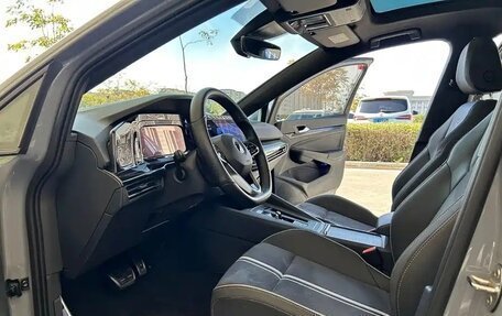 Volkswagen Golf VIII, 2022 год, 2 021 000 рублей, 11 фотография