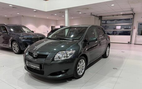 Toyota Auris II, 2007 год, 749 900 рублей, 1 фотография