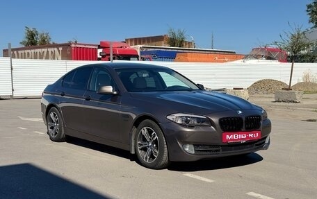 BMW 5 серия, 2012 год, 1 900 000 рублей, 3 фотография