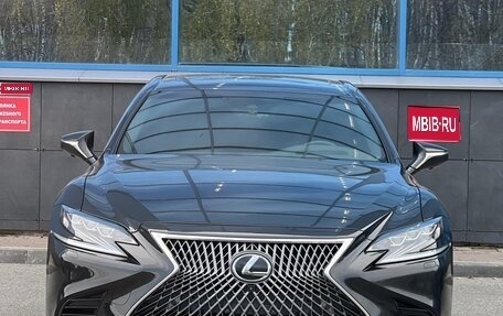 Lexus LS IV, 2018 год, 6 000 000 рублей, 1 фотография