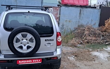 Chevrolet Niva I рестайлинг, 2010 год, 555 000 рублей, 5 фотография