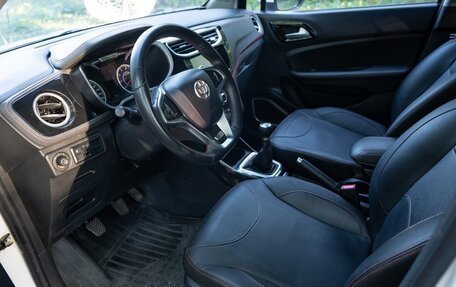 Brilliance V3 I рестайлинг, 2019 год, 1 090 000 рублей, 19 фотография