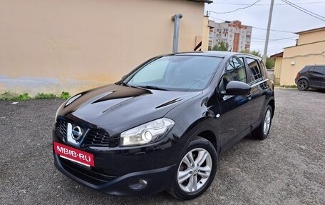 Nissan Qashqai, 2011 год, 1 090 000 рублей, 2 фотография