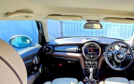 MINI Hatch, 2015 год, 1 399 000 рублей, 9 фотография