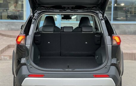 Toyota RAV4, 2025 год, 4 090 000 рублей, 27 фотография