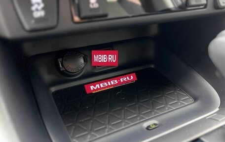 Toyota RAV4, 2025 год, 4 090 000 рублей, 20 фотография