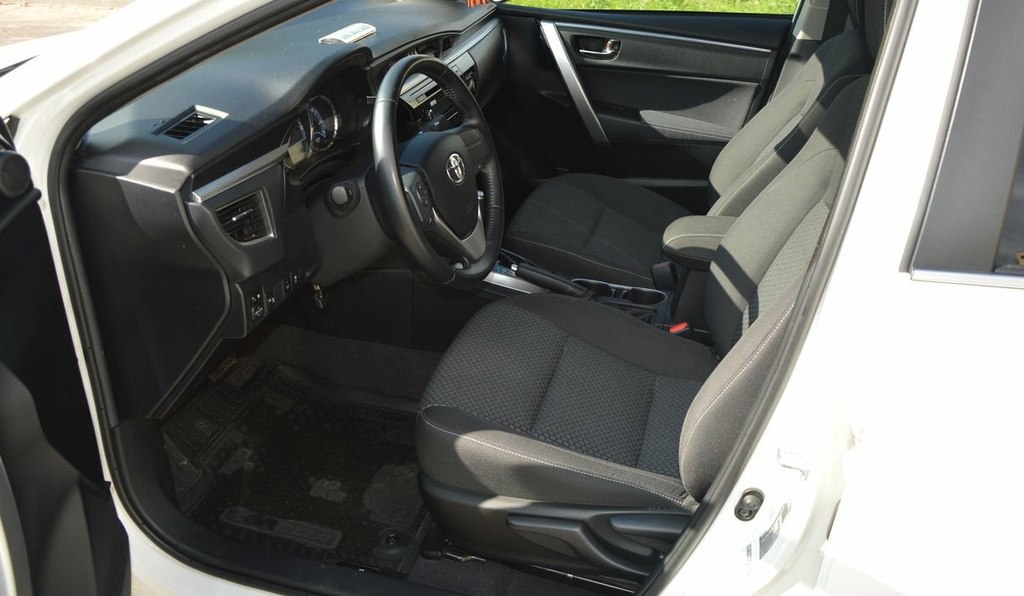 Toyota Corolla E160, 2016 год, 250 000 рублей, 5 фотография