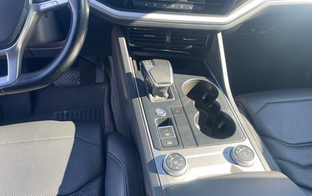 Volkswagen Touareg III, 2019 год, 4 700 000 рублей, 10 фотография