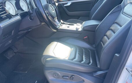 Volkswagen Touareg III, 2019 год, 4 700 000 рублей, 11 фотография