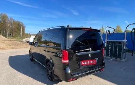 Mercedes-Benz V-Класс, 2018 год, 5 500 000 рублей, 6 фотография