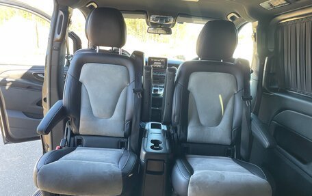 Mercedes-Benz V-Класс, 2018 год, 5 500 000 рублей, 16 фотография