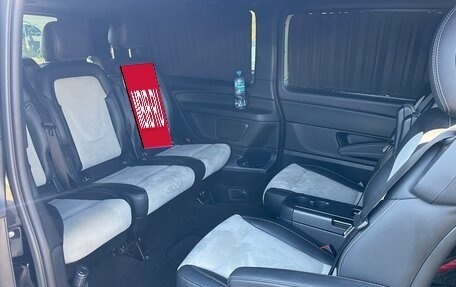 Mercedes-Benz V-Класс, 2018 год, 5 500 000 рублей, 12 фотография