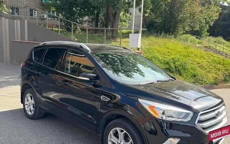 Ford Kuga III, 2017 год, 1 400 000 рублей, 2 фотография