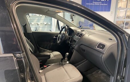 Volkswagen Polo VI (EU Market), 2011 год, 825 000 рублей, 9 фотография