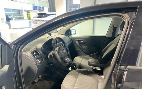 Volkswagen Polo VI (EU Market), 2011 год, 825 000 рублей, 15 фотография