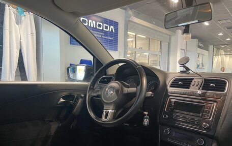 Volkswagen Polo VI (EU Market), 2011 год, 825 000 рублей, 22 фотография