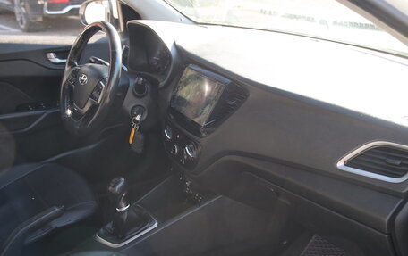 Hyundai Solaris II рестайлинг, 2018 год, 1 142 680 рублей, 9 фотография