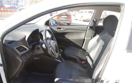 Hyundai Solaris II рестайлинг, 2018 год, 1 142 680 рублей, 15 фотография