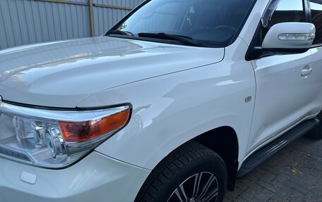 Toyota Land Cruiser 200, 2010 год, 3 250 000 рублей, 6 фотография